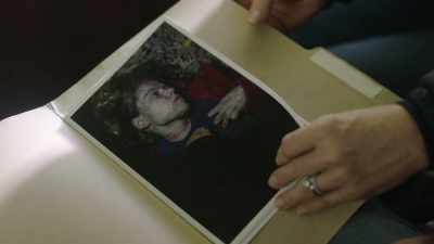 (Photos rustle) - Left for Dead: The Ashley Reeves Story