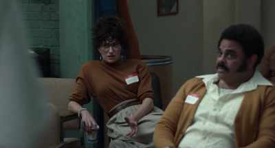 Phyllis, have you ever
heard the expression - The Shrink Next Door