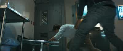 पीछे हटो! - Maze Runner: The Scorch Trials