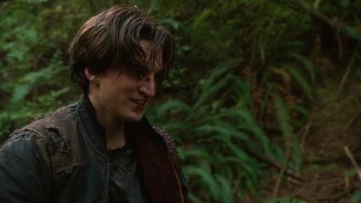 Pick it up. - The 100