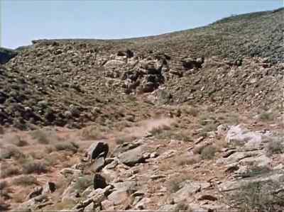 Pick up those let's make a barricade do - Santa Fe Passage