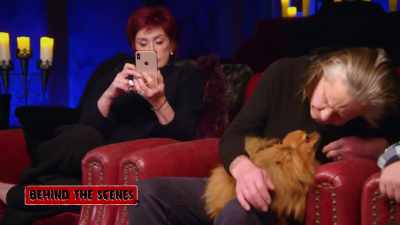 - Pickles.
- [dog howls] - The Osbournes Want to Believe