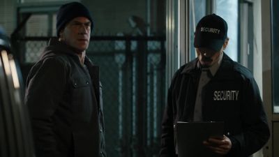 Pickup at the "Blue Siren." - Law & Order: Organized Crime
