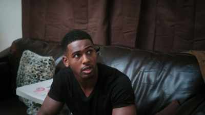 [PICKY SIGHS]
YO, - Tyler Perry's The Oval