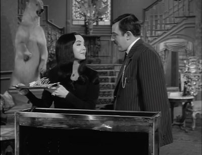 Picture in domestic tranquility. - The Addams Family