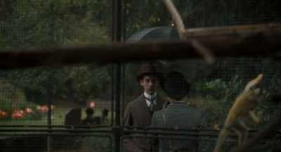 - Pierre...
- Yes? - Curiosa
