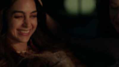 -Pigeons humping. 
-[laughter] - Vida