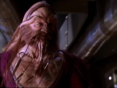 PILOT, PREPARE
FOR IMMEDIATE STARBURST. - Farscape