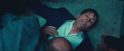 Pin him down. Keep him down.
Keep him down! - Nefarious