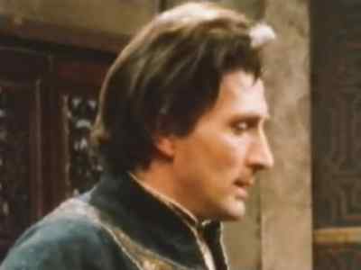 Ping-Cho, you will remove your belongings to another room. - Doctor Who