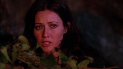 Piper, acha que consegue
congelá-los daqui? - Charmed