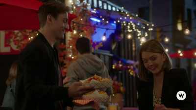 [Piper chuckles] - Autumn in the City