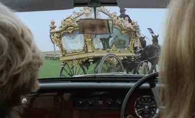 Pippa, is that for the president? - Eyewitness