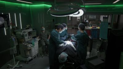 Placing
the expandable cage. - The Good Doctor