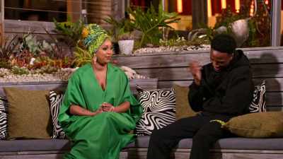 -Play that shit.
-[Minnie chuckles] - Love Never Lies: South Africa
