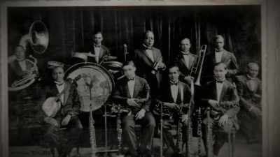 Play the lead. You got a good tone, - Louis Armstrong's Black & Blues