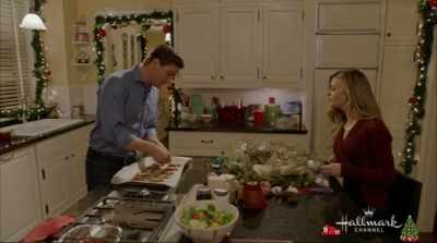 [PLAYFUL MUSIC PLAYING] - Christmas in Love