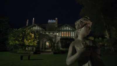  [playing "Claire de Lune"
 on piano]
¶ - V.C. Andrews' Pearl in the Mist