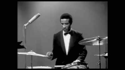 Playing in most rock situations
or in pop rock situations, - Count Me In