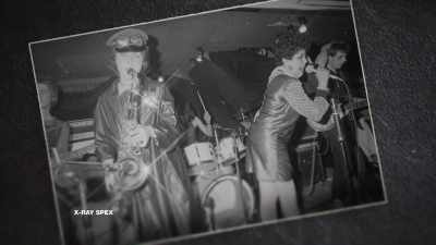 [playing note on saxophone] - Women Who Rock