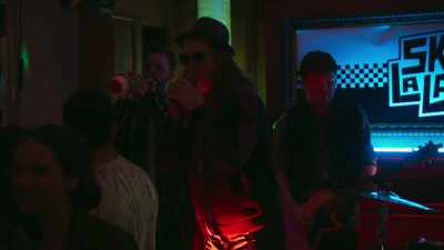 -(playing ska music)
-* Pick it up * - What We Do in the Shadows