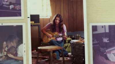 [playing slow,
descending melody] - If I Leave Here Tomorrow: A Film About Lynyrd Skynyrd