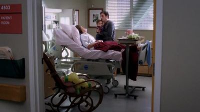 - Please. At least hold Gus.
- Stop it. - Grey's Anatomy