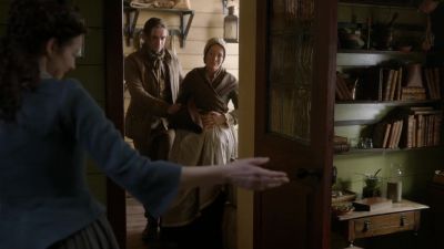 Please, come in. - Outlander