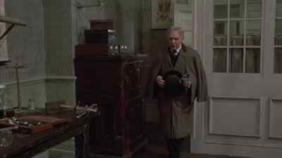 - Please come quickly, sir.
- What's wrong, man? - The Creeping Flesh