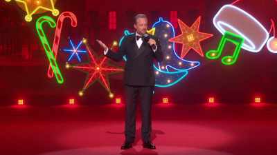 Please come quickly
to the dog kenn..." - Nate Bargatze's Nashville Christmas