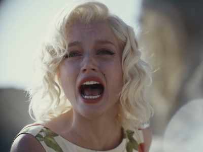 Please, Daddy, help me! Deliver the baby! - Blonde