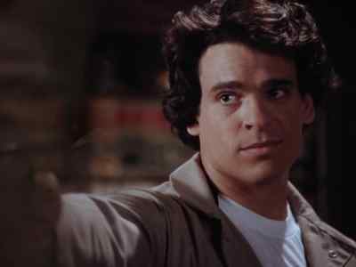 Please, don't get the wrong impression. - Lois & Clark: The New Adventures of Superman