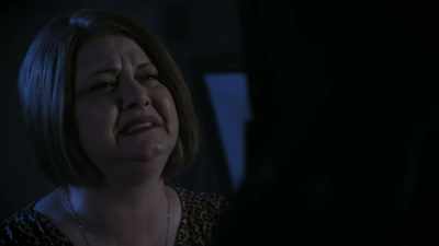 Please, don't
leave me like this. - A Christmas Karen