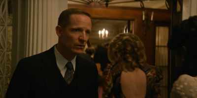 Please don't mingle,
don't talk to anybody. Steal nothing. - GLOW