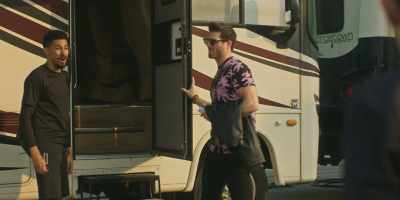 Please escort
this unemployed stuntman
off my set. Bye! - My Fake Boyfriend
