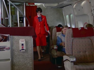 Please fasten
your seat belt, sir. - Dallas