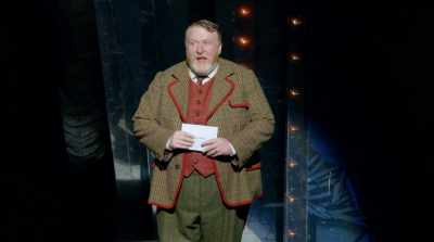 Please give a warm
Keeney Theatre welcome, - Funny Girl