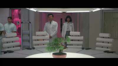 Please give your attention
to Dr. Muramoto and Dr. Fujita. - Maniac