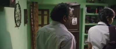 Please have a seat, dear - Ratsasan