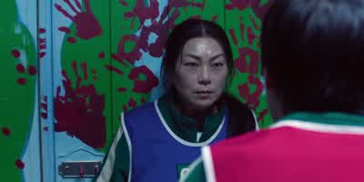 Please help me find her.I have to find her. - Squid Game