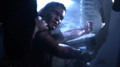 Please help me.
He's not breathing. - Smallville