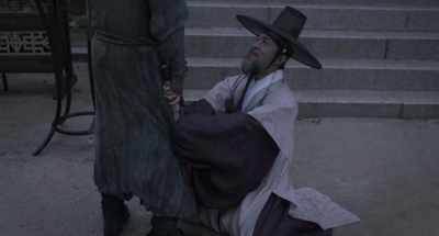 Please help me. They took away my child! - The Swordsman