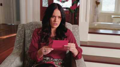Please help her to
believe and love again. - A Merry Single Christmas