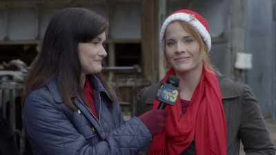 Please help us save
our family farm. - Christmas a la Mode