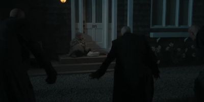 Please, I don't want to die!
Please! - American Horror Story