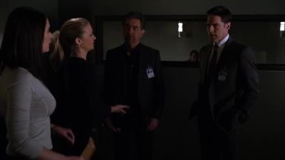 Please let me
go back in there. - Criminal Minds