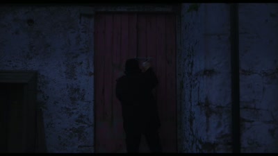 -Please, let me out! Help!
-(brake creaks) - Six Four