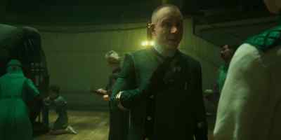 - Please lose interest.
- [snarling] - Secret Level
