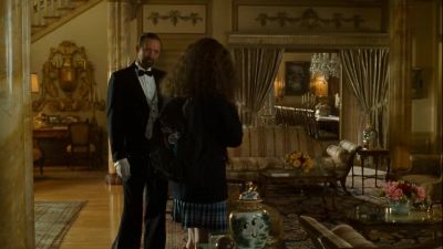 Please, make yourself comfortable. - The Princess Diaries