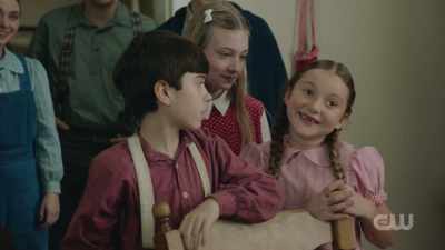 - Please, Momma? Please? - The Waltons' Homecoming